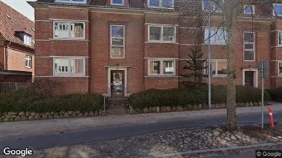 Lejligheder til leje i Odense C - Foto fra Google Street View Lejligheder til leje i Odense C - Foto fra Google Street View