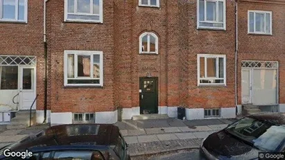 Lejligheder til leje i Charlottenlund - Foto fra Google Street View
